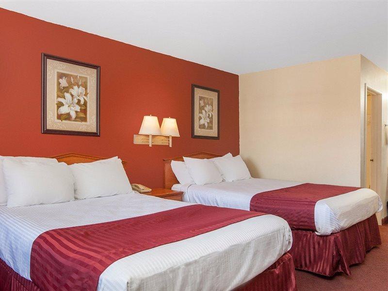 America'S Best Value Inn & Suites Bakersfield Central Eksteriør billede