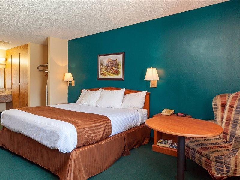 America'S Best Value Inn & Suites Bakersfield Central Eksteriør billede