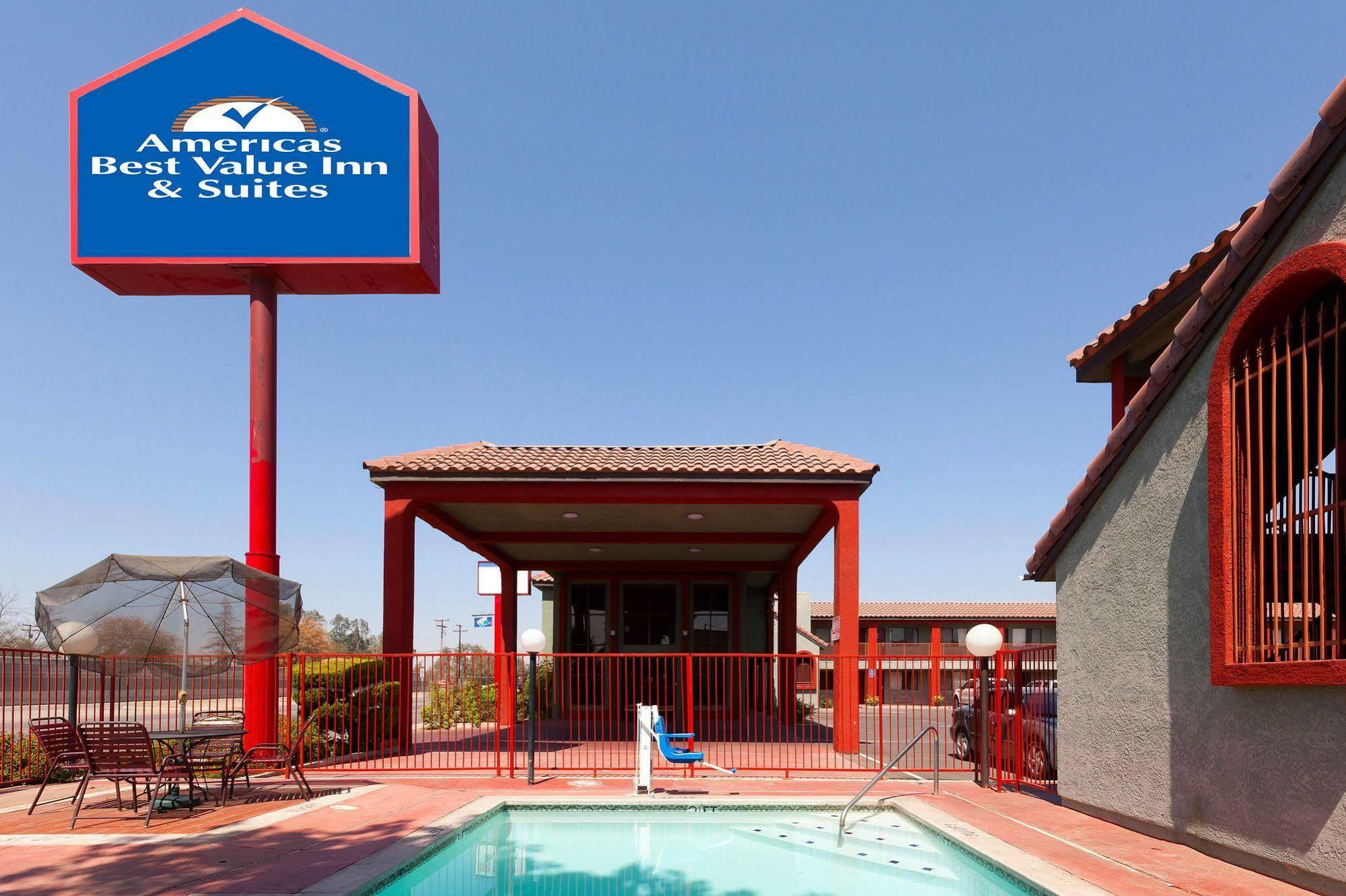 America'S Best Value Inn & Suites Bakersfield Central Eksteriør billede